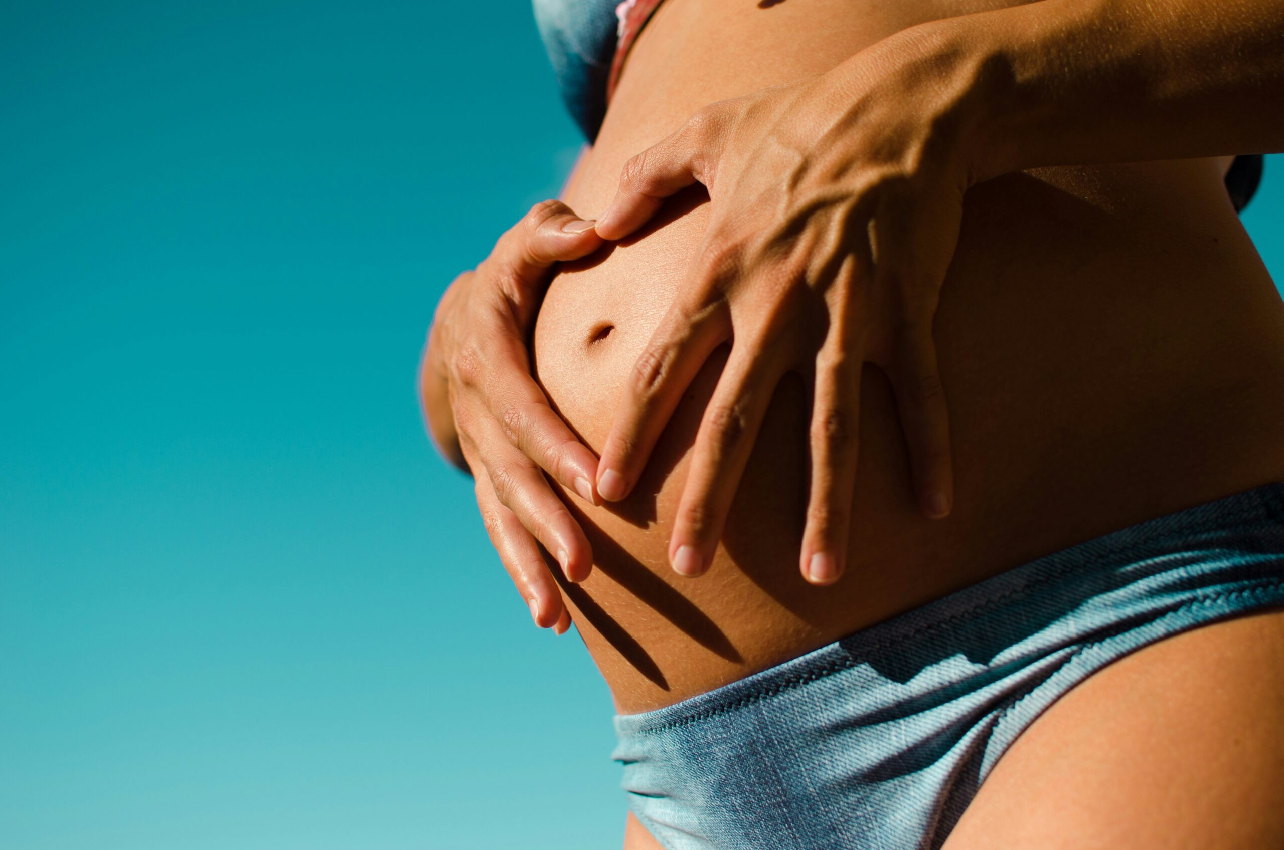 A chart showing weight loss progress over six months attributed to breathwork practices.