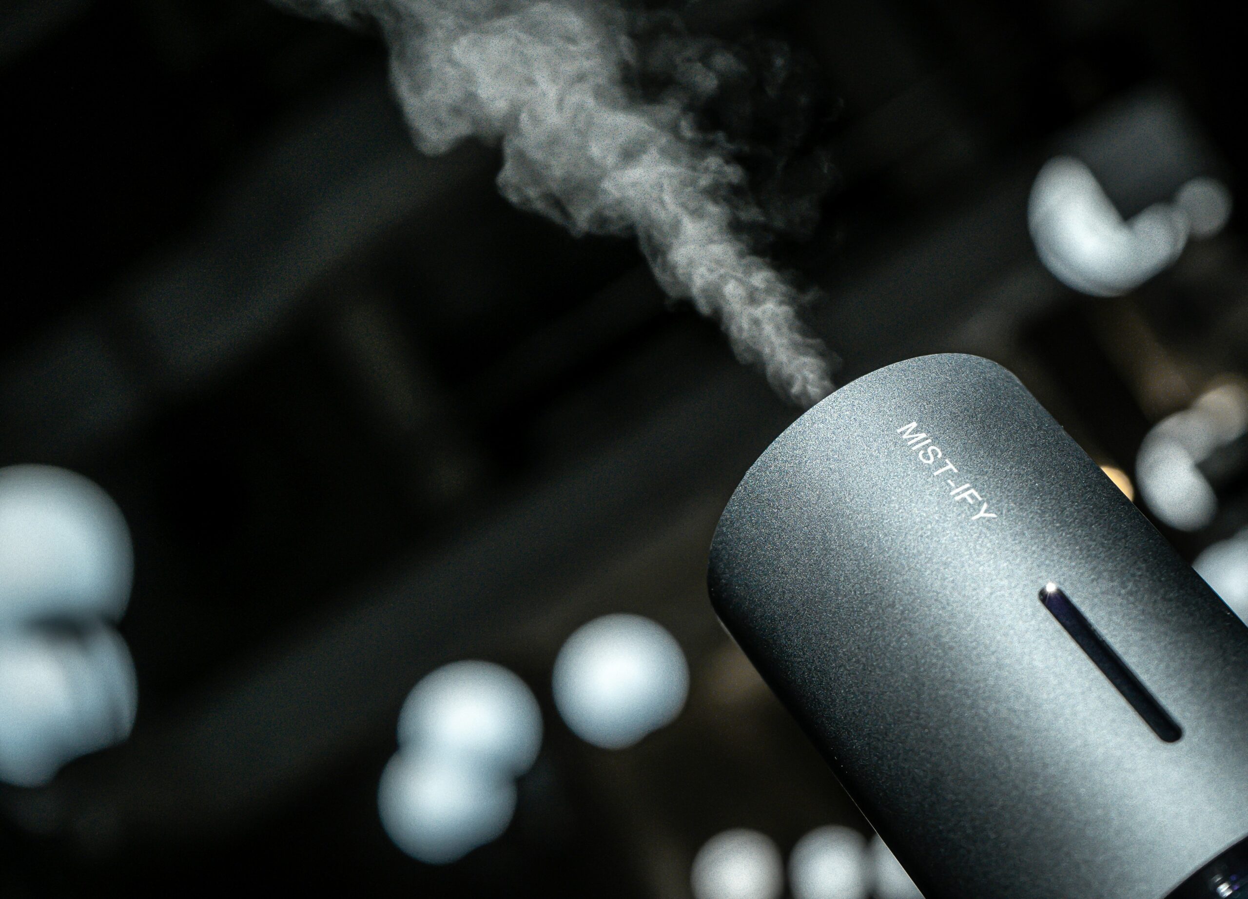 a close up of a mouse